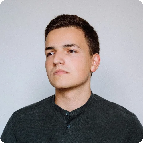 alex-suprun-ZHvM3XIOHoE-unsplash@2x