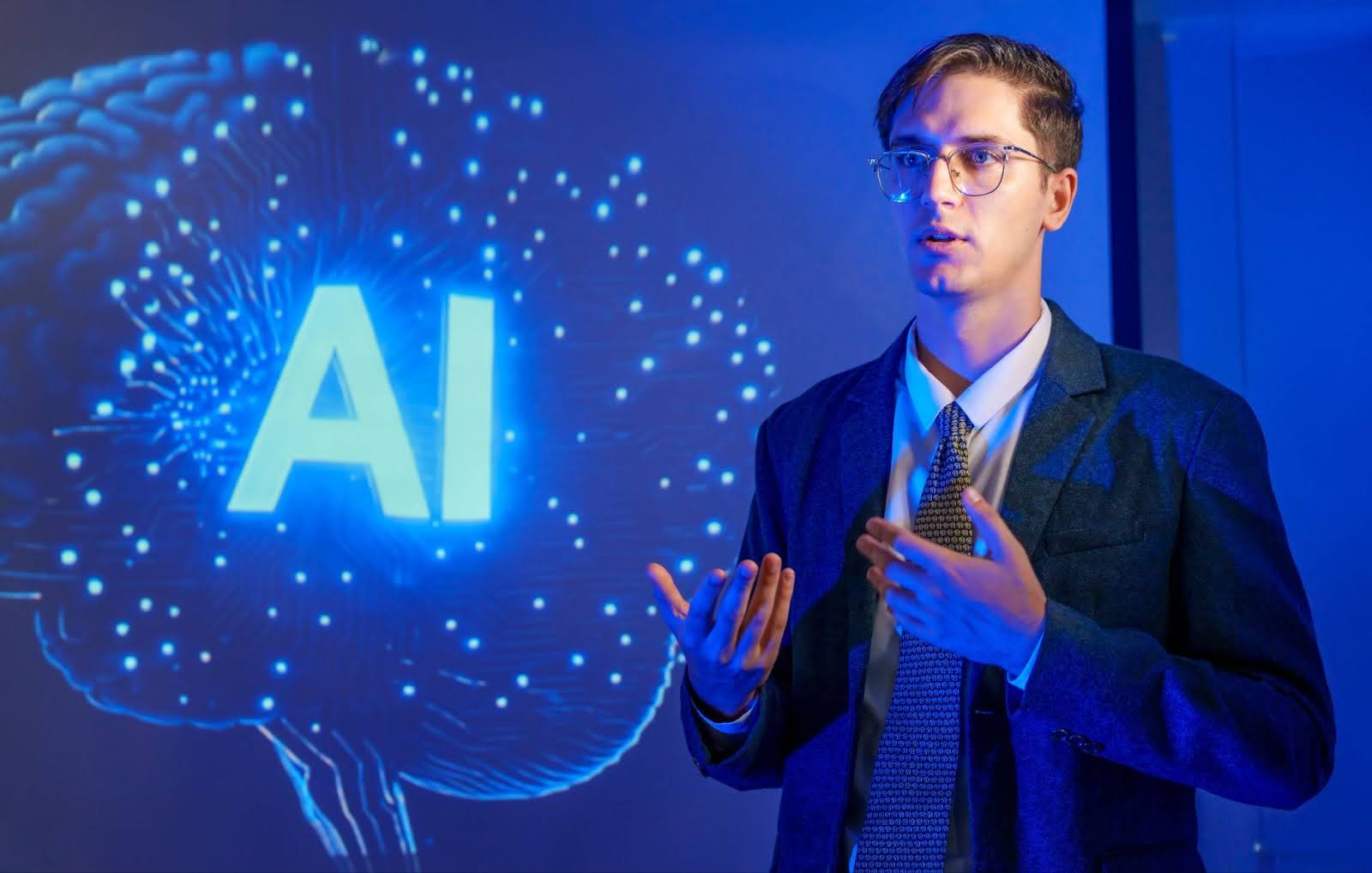 Intuceo AI Dream Session helps enterprises build custom AI roadmaps using the DARWIN Framework